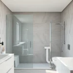 Aménagez votre salle de bain avec paroi de douche sirhona moderne et élégante.